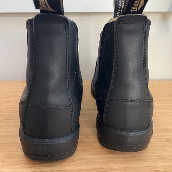 Blundstone Boots - Size AUS/UK 7.5 - Model 558 - Black - Leather Lined - EUC - Picture 4 of 8